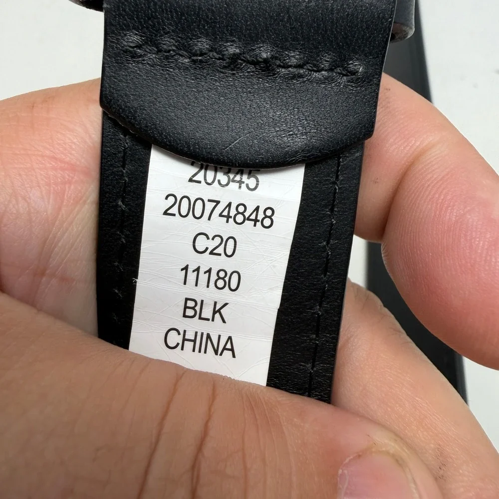 Duluth Trading Co Belt Mens 44 Lifetime Durability Black Leather 20345 EUC